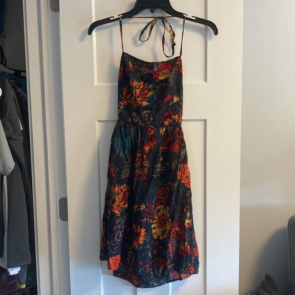Multicolored flower backless halter dress